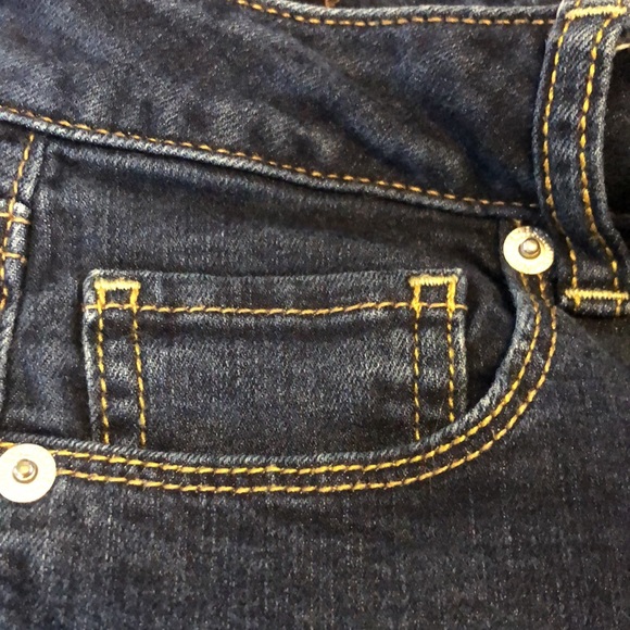 American Eagle Jeans - Picture 3 of 6